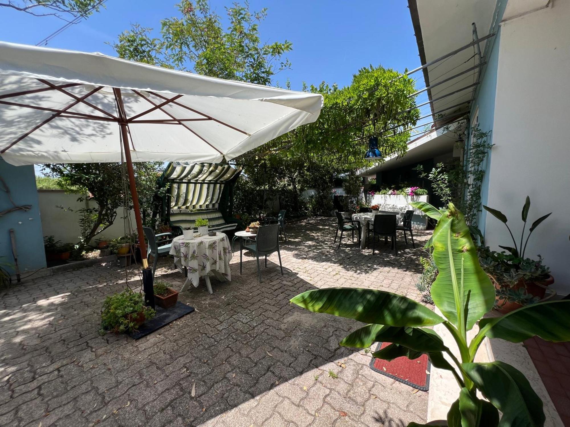 B&B I Versi Del Mare Roseto Degli Abruzzi Bagian luar foto